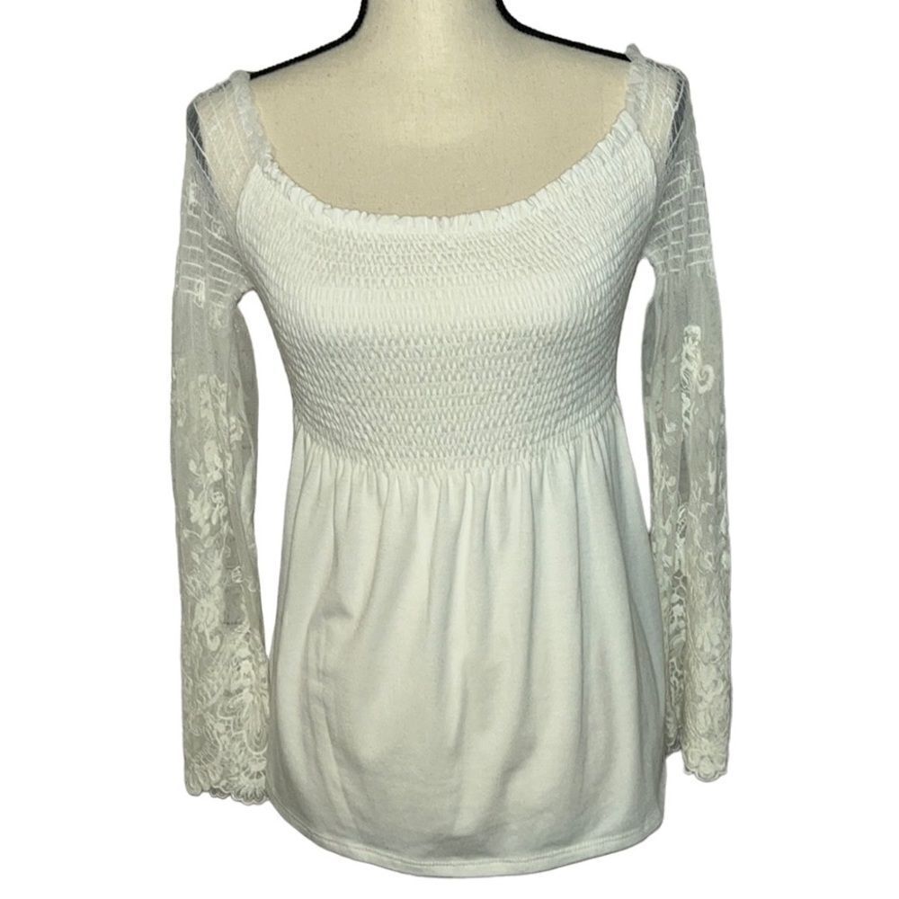 Xhilaration Pull-Over Shirred Blouse with Lace Bell Sleeves Size Medium